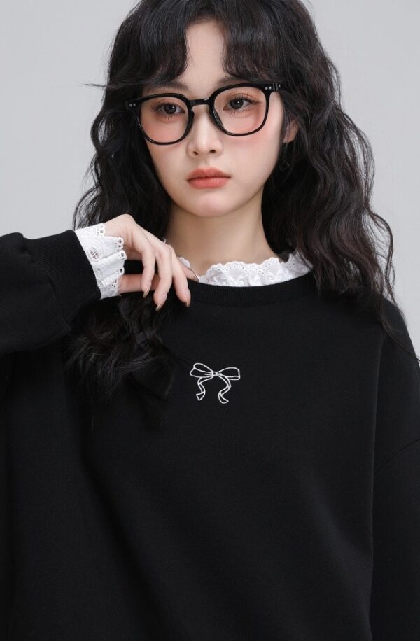 Black Lace Trim Pullover Sweatshirt - Image 6