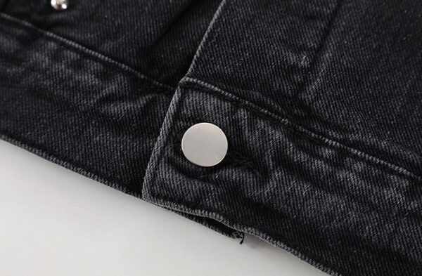 Black Rivet Details Denim Jacket | Haerin - NewJeans - Image 16