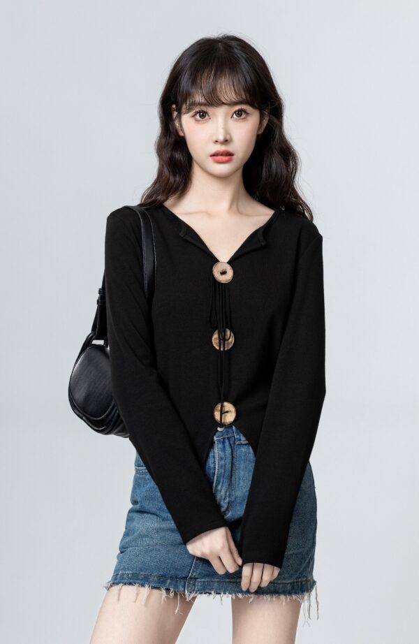 Black Vneck Asymmetric Hem Top - Image 3