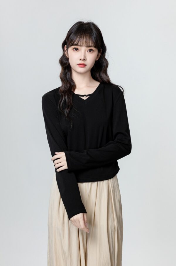 Black Vneck Long Sleeve Slim Top - Image 5