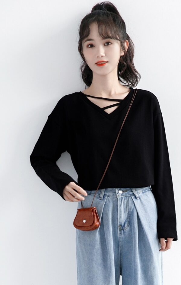 Black Vneck Long Sleeve Top