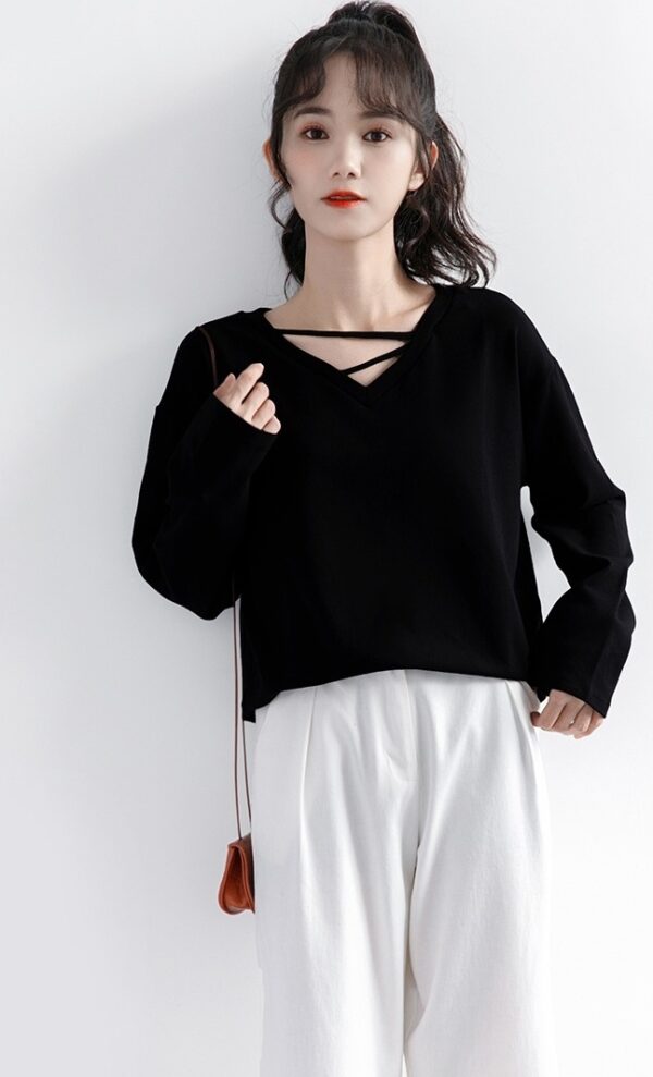 Black Vneck Long Sleeve Top - Image 2