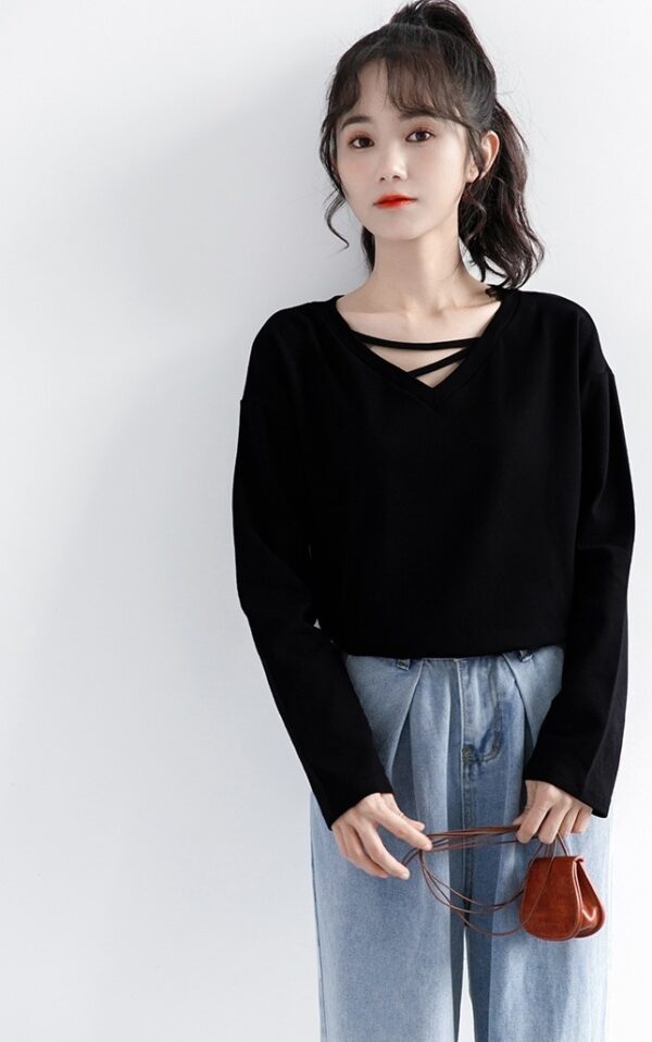 Black Vneck Long Sleeve Top - Image 11