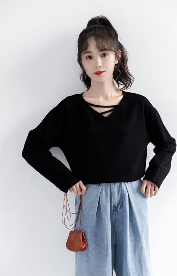 Black Vneck Long Sleeve Top - Image 7