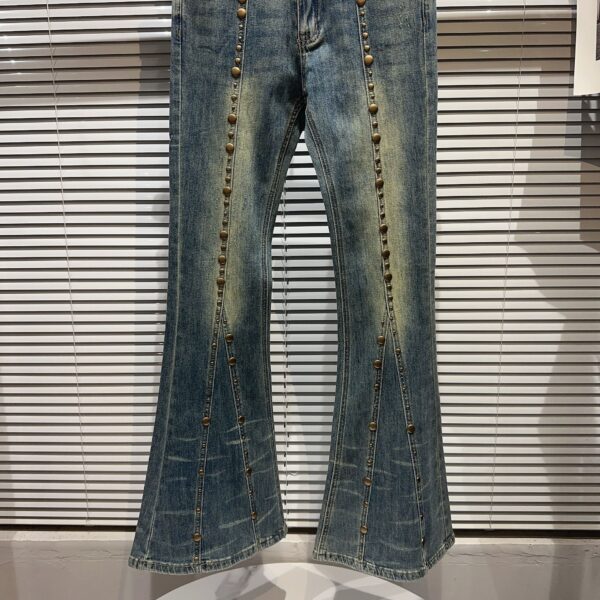 Blue Riveted Flare Jeans | Gaeul - IVE - Image 2