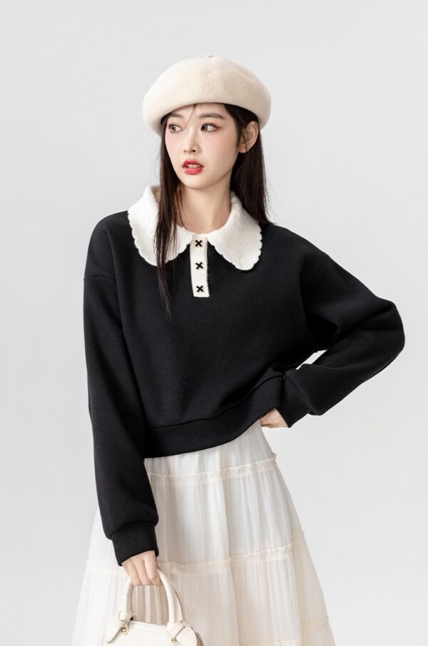 Chic Black Polo Sweatshirt - Image 7