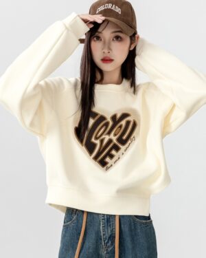 Heart Letter Design Crewneck Sweatshirt