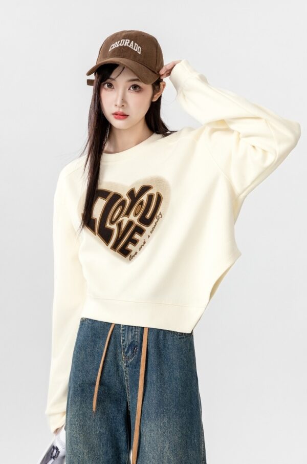 Heart Letter Design Crewneck Sweatshirt - Image 11