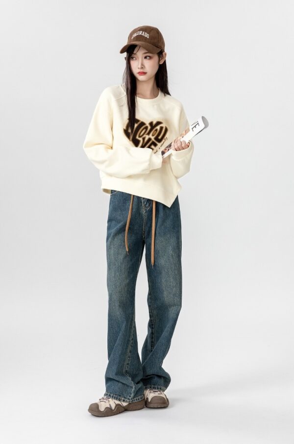 Heart Letter Design Crewneck Sweatshirt - Image 3