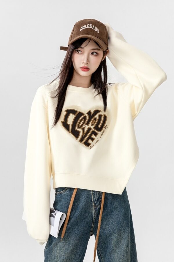 Heart Letter Design Crewneck Sweatshirt - Image 6