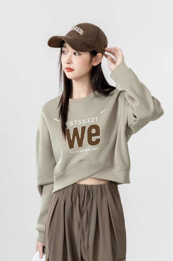 Irregular Round Neck Letter Print Sweatshirt - Image 4