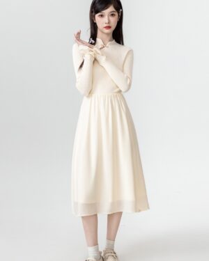 New Style Knitted Flare Sleeve Dress