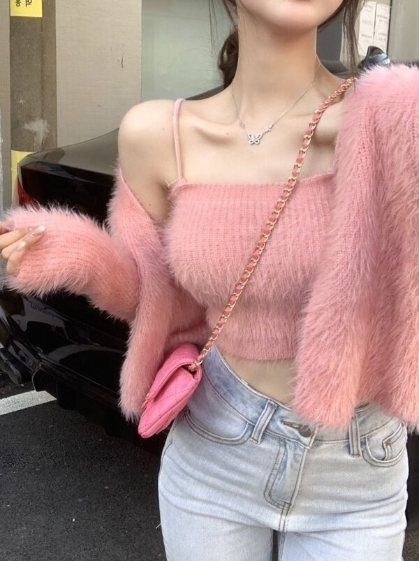 Pink Mohair Top And Cardigan Set | Jisoo - BlackPink - Image 2