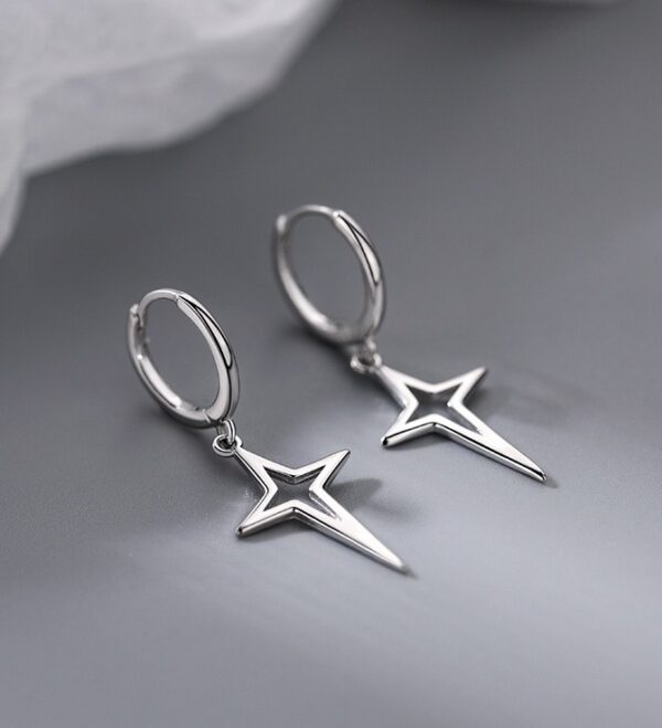 Silver Hollow Four-Pointed Star Earrings | Heeseung - Enhypen - Image 4