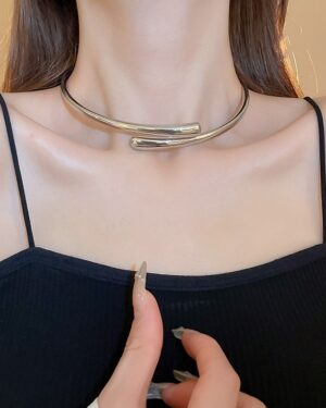 Silver Sleek Wraparound Metal Choker | Jihyo - Twice