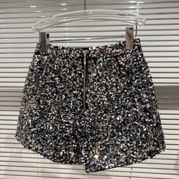 Silver Sequins Mini Shorts | Jisoo - BlackPink - Image 4