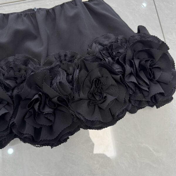 Black 3D Floral Ruffled Skirt | Gaeul - IVE - Image 7