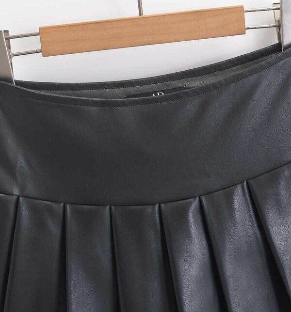 Black Faux Leather Pleated School Girl Skirt | Jennie - BlackPink - Image 2