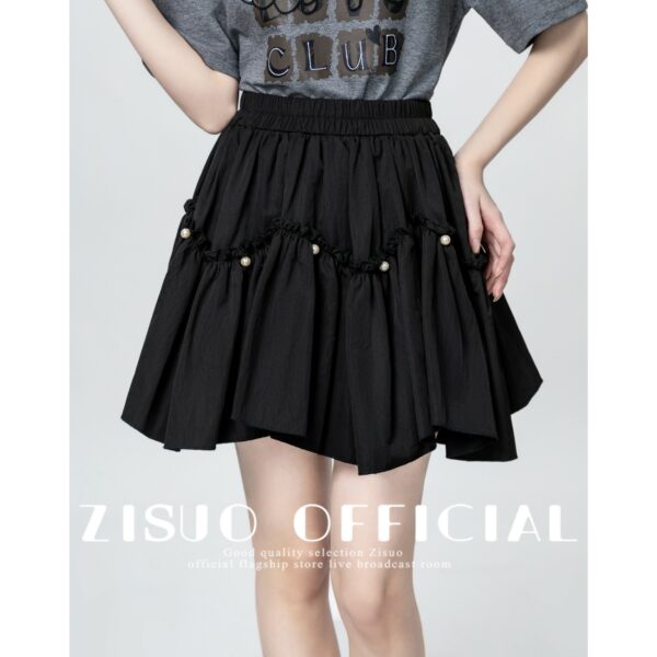 Black Highwaisted Flared Skirt - Image 6