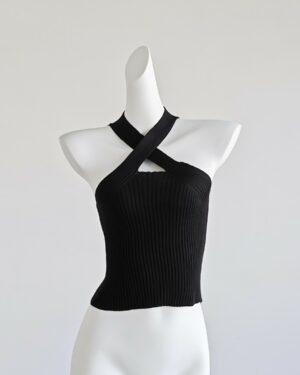 Black Ribbed Cross Neck Halter Top | Yuna - ITZY