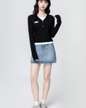 Black Vneck Colorblock Long Sleeve Top