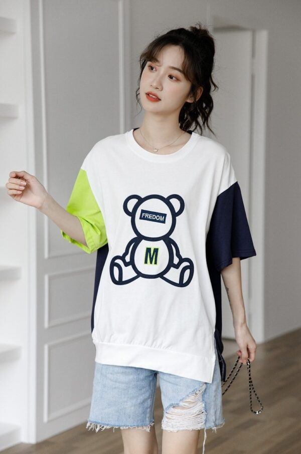 Color Block Bear Graphic Loose T-Shirt - Image 2