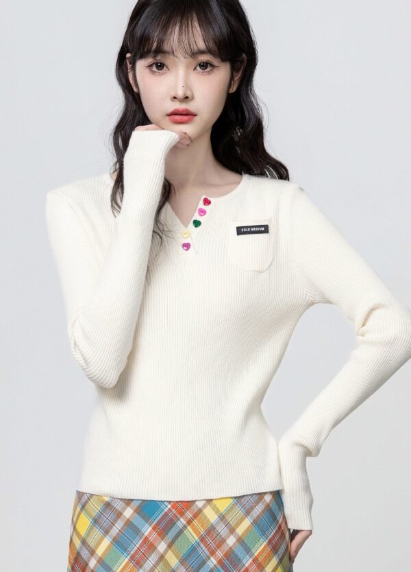 Cream Vneck Knit Sweater - Image 5