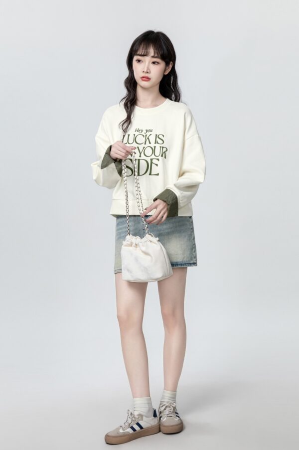 Embroidered Letter Crewneck Pullover Sweater - Image 4