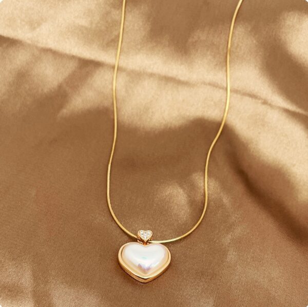 Gold Chain Pearl Heart Pendant Necklace | Jennie - BlackPink - Image 5