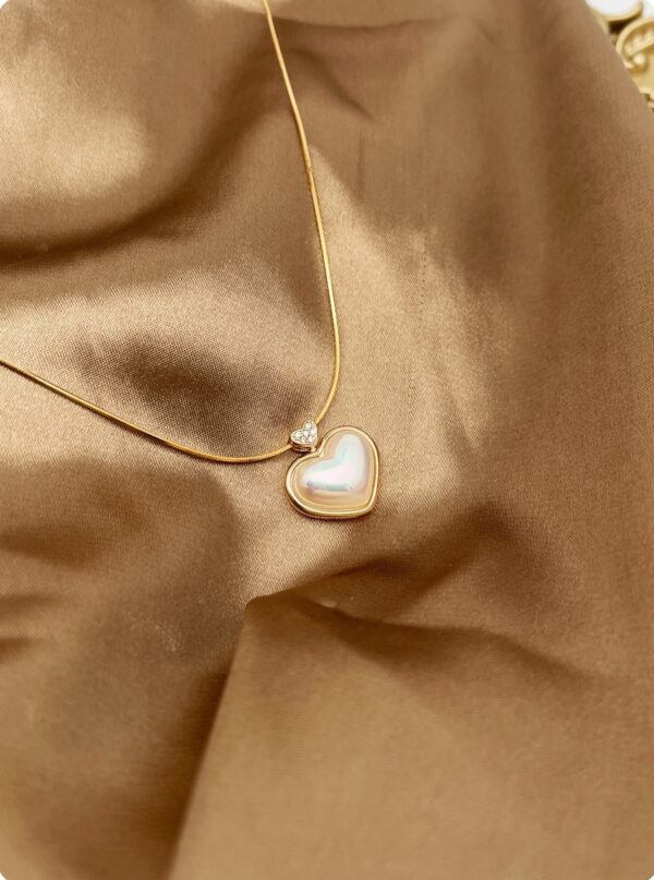 Gold Chain Pearl Heart Pendant Necklace | Jennie - BlackPink - Image 6