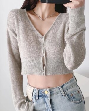 Grey Knitted Buttons Crop Cardigan | Lia - ITZY