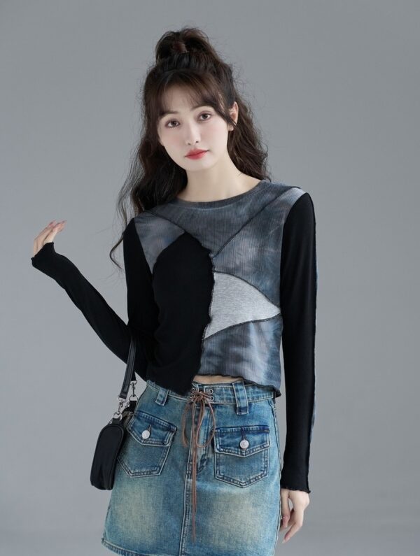 Long Sleeve Contrast Trim Top - Image 2