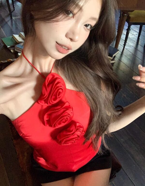 Red Flower-Accent Halter Top | Yuna - ITZY - Image 3