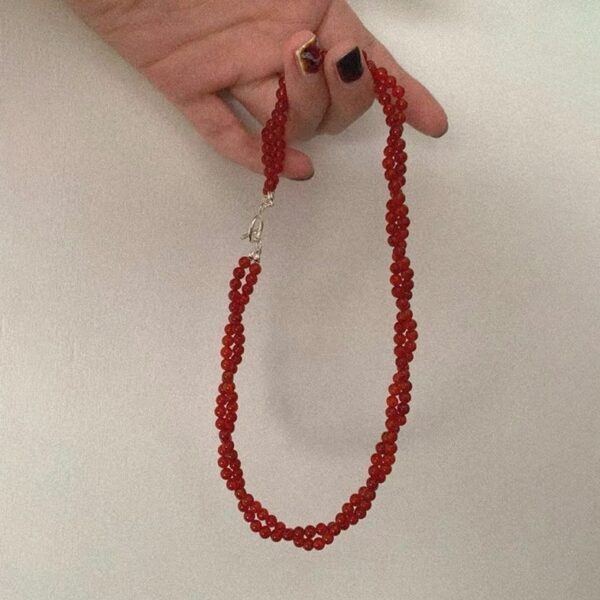 Red Twisted Berries Beads Necklace | Yunah - ILLIT - Image 4