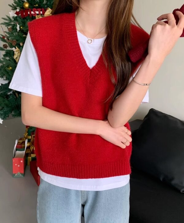 Red V-Neck Knitted Vest | Jisoo - BlackPink - Image 13