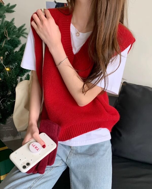 Red V-Neck Knitted Vest | Jisoo - BlackPink - Image 8