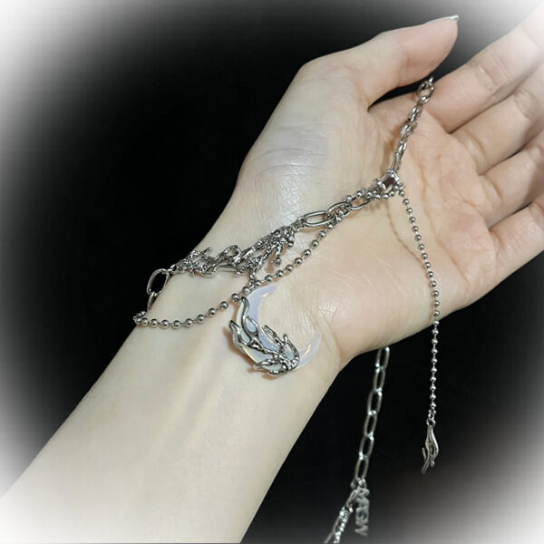 Silver Layered Chain Crescent Moon Necklace | Gaeul - IVE - Image 4