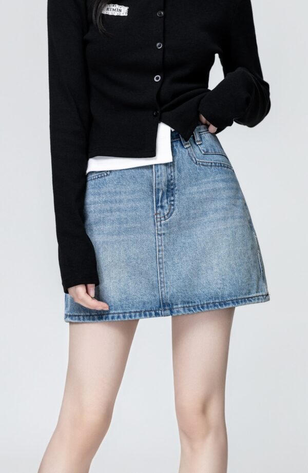 Vintage Blue Highwaist Denim Skirt - Image 4