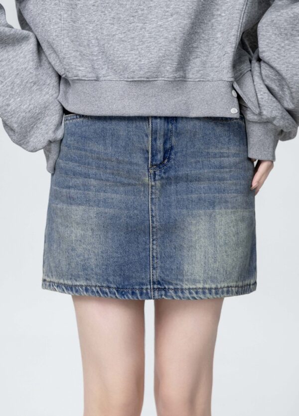 Vintage Blue Highwaist Denim Skirt - Image 5