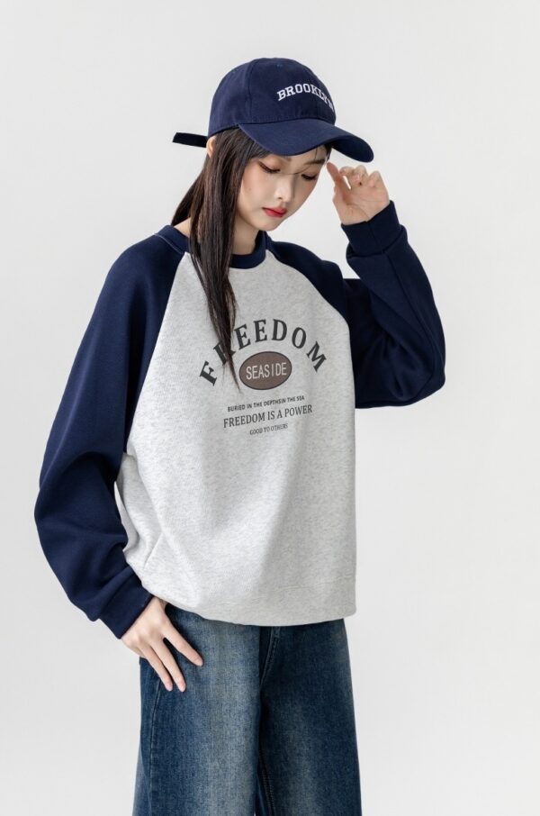 Vintage Crewneck Sweatshirt Casual Pullover - Image 2