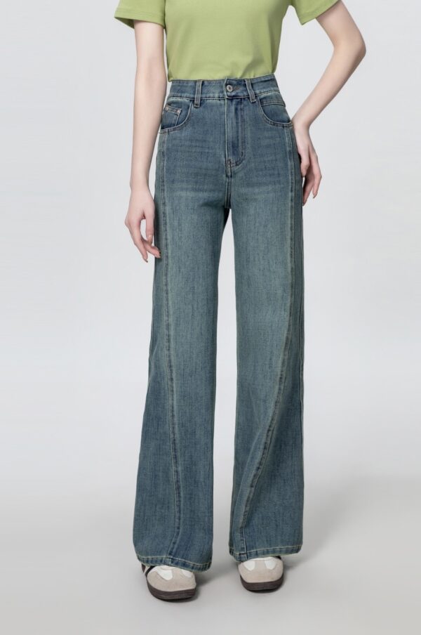 Vintage High Waist Flared Jeans - Image 5