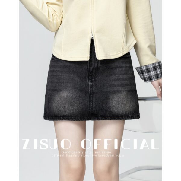 Vintage Highwaist Black Denim Skirt - Image 9