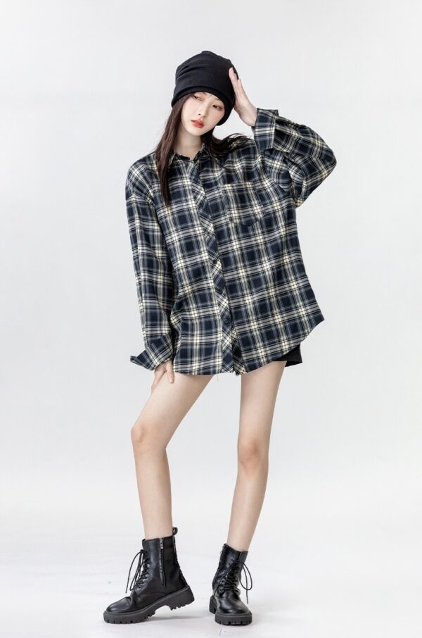 Vintage Plaid Loose Fit Shirt Jacket - Image 2