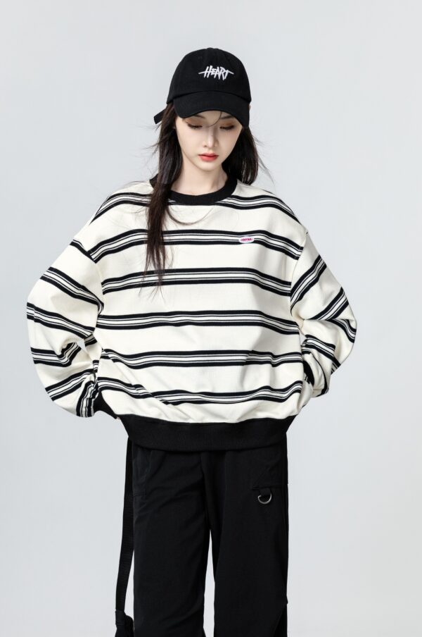 Vintage Striped Loose Sweatshirt - Image 5