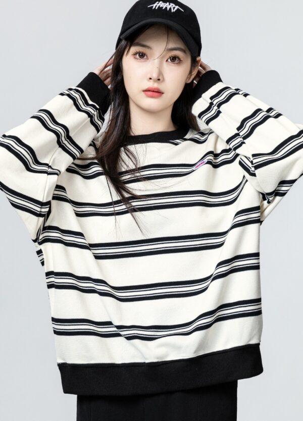 Vintage Striped Loose Sweatshirt - Image 7