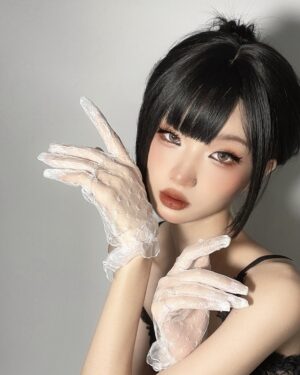 White Lace Ruffle Gloves | Jennie - BlackPink